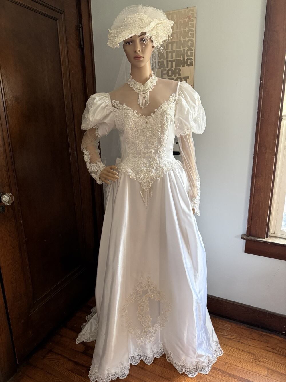 Vintage 80s San-Martin White Satin Edwardian Style Wedding Dress & Hat M